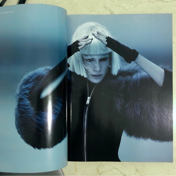 High Fashion "THE HUNGER" Magazine Coffee Table Accent Book 2012 Edition Black - Picture 3 of 13